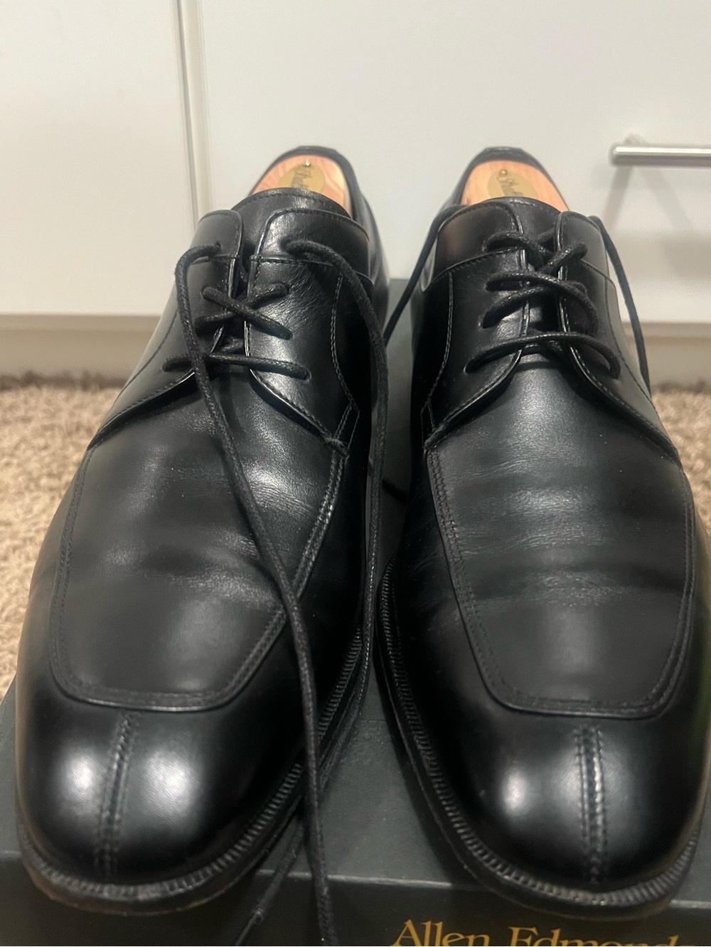 Salvatore Ferragamo Black Leather Derby Dress Shoes